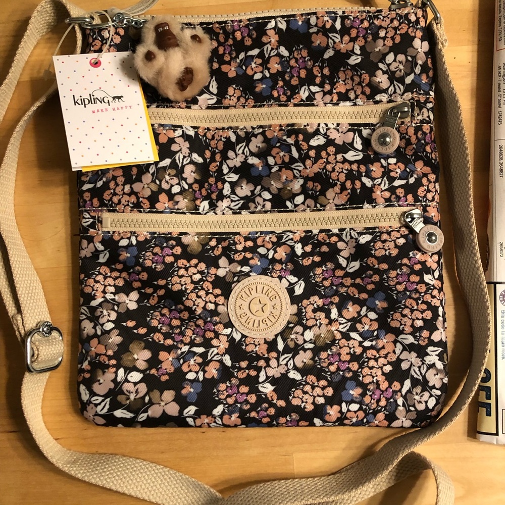 Kipling crossbody